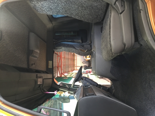 ขายรถยกใหญ่