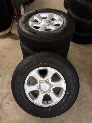 ล้อ isuzu ขอบ 16 พร้อมยางป้ายแดงปี 19