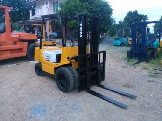 ขายรถยก TCM FD25 Z2 เครื่องดีเซล C240 เสาสูง 3 เมตร ยกได้ 2.5 ตัน เกียร์ออโต้ ล้อหน้าคู่ รถนอกนำเข้า ติดต่อ 098-7962549 ขายรถยก TCM FD25 Z2 เครื่องดีเซล C240 เสาสูง 3 เมตร ยกได้ 2.5 ตัน เกียร์ออโต้ ล้อหน้าคู่ รถนอกนำเข้า ติดต่อ 098-7962549