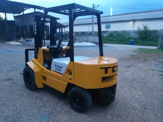 ขายรถยก TCM FD25 Z2 เครื่องดีเซล C240 เสาสูง 3 เมตร ยกได้ 2.5 ตัน เกียร์ออโต้ ล้อหน้าคู่ รถนอกนำเข้า ติดต่อ 098-7962549 ขายรถยก TCM FD25 Z2 เครื่องดีเซล C240 เสาสูง 3 เมตร ยกได้ 2.5 ตัน เกียร์ออโต้ ล้อหน้าคู่ รถนอกนำเข้า ติดต่อ 098-7962549