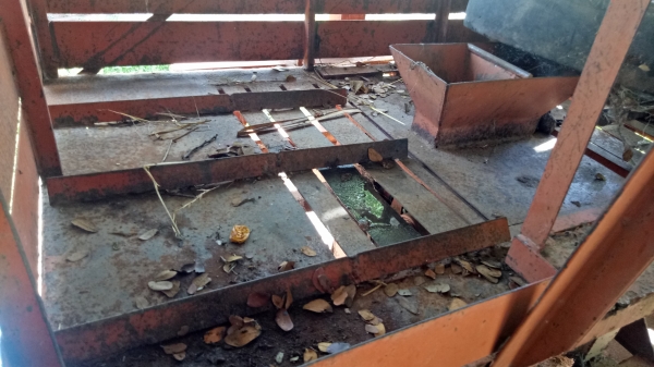 ขายเครื่องปลูกอ้อยกลกิจร่องคู่ 40เซนพร้อมใช้สวยๆ ขายเครื่องปลูกอ้อยกลกิจร่องคู่ 40เซนพร้อมใช้สวยๆ