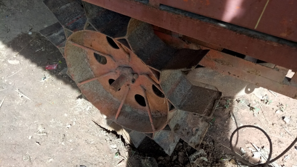 ขายเครื่องปลูกอ้อยกลกิจร่องคู่ 40เซนพร้อมใช้สวยๆ ขายเครื่องปลูกอ้อยกลกิจร่องคู่ 40เซนพร้อมใช้สวยๆ