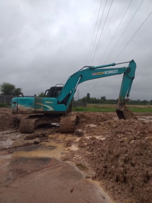 KOBELCO SK 200-8 YN10