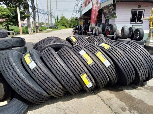 ขาย 11R22.5  ใหม่เส้นละ 5500.-