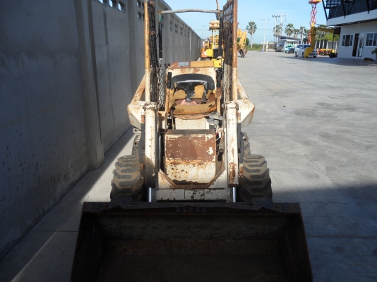 TCM315 CLARK BOBCAT เล็กกระทัดรัดราคาดร้าใจ ของนอกยังไม่ได้ใช้ในไทย @135,000 สนใจ 081-989-1989 หรั่งครับ