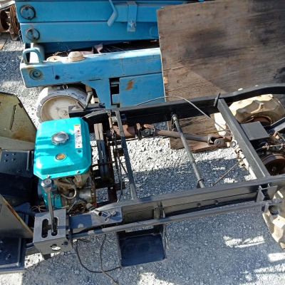 รถบรรทุกสามล้อการเกษตรทรงสวยเครื่องดีสตาร์ทได้ 2 ระบบ