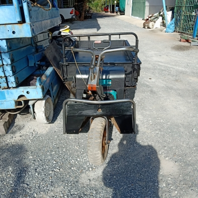 รถบรรทุกสามล้อการเกษตรทรงสวยเครื่องดีสตาร์ทได้ 2 ระบบ