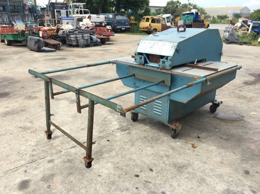 เครื่องรีดไม้ มือ2จากญี่ปุ่  เครื่องใหญ่ สภาพดี สวย ครบ  เดิมๆ ต้องใช้หม้อแปลง หรือแปลงไฟ