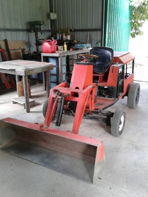 ขาย ~ รถตักดิน