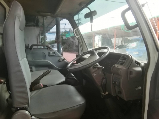 4 ล้อบรรทุก *ไม่ติดเวลา* EURO2 ISUZU NKR 100 แรงม้า * ยาว 3.20ม.* รถสวยเดิม+สภาพพร้อมใช้งาน * รถห้าง