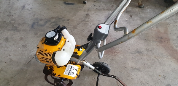 2 จังหวะ รถพรวนดิน