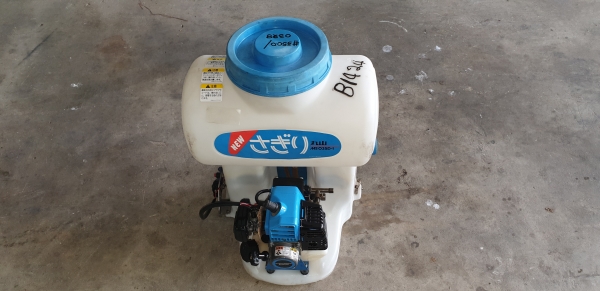 ถังพ่นยา 15 ลิตร เทสแล้วพร้อมใช้ ถังพ่นยา 15 ลิตร เทสแล้วพร้อมใช้