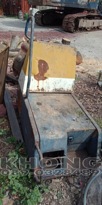 ขายด่วน บูมแผงคอนโทล ถังน้ำมัน ถังไฮโดรลิค Komatsu200รุ่น5 5รายการขาย เพียง 70000 บาท ขายด่วน บูมแผงคอนโทล ถังน้ำมัน ถังไฮโดรลิค Komatsu200รุ่น5 5รายการขาย เพียง 70000 บาท