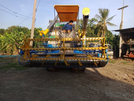 ขายรถเกี่ยว พร้อมใช้