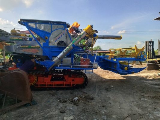 ขายรถเกี่ยว พร้อมใช้