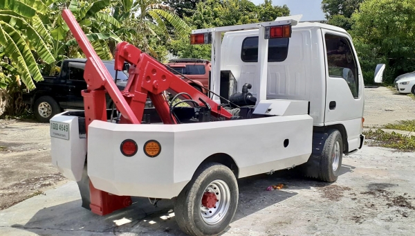 รถยก 4 ล้อพร้อมวิ่งงาน ไม่ติดเวลาระบบไฮโดริควิ้น10ตัน เล่มทะเบียนพร้อม ภาษีไม่ขาดเจ้าของขายเอง ยกรถ6ล้อได้อุปกรณ์ช้อนล้อครบเครื่องช่วงล่าง90\%ขายเงิน 259000รับเทิร์นรถทุกชนิด 082-628-0799 พระราม5 นนทบุรี