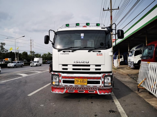 FTR240ปี54ติดเครน 5 ตัน ยาว 7.20 รถสวยพร้อมใช้งานครับ ไมล์ 3แสนกว่า FTR240ปี54ติดเครน 5 ตัน ยาว 7.20 รถสวยพร้อมใช้งานครับ ไมล์ 3แสนกว่า