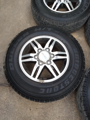 16แถมยางบริสโตน245/70/16ปี12(1เส้น)ปี11(3เส้น) 16แถมยางบริสโตน245/70/16ปี12(1เส้น)ปี11(3เส้น)