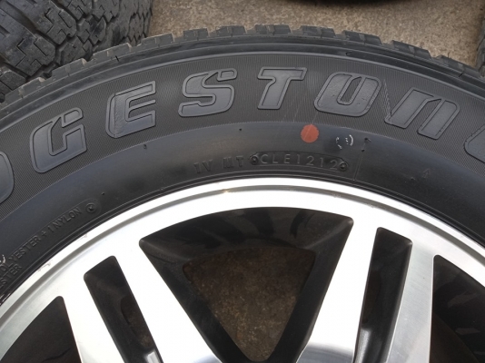 16แถมยางบริสโตน245/70/16ปี12(1เส้น)ปี11(3เส้น) 16แถมยางบริสโตน245/70/16ปี12(1เส้น)ปี11(3เส้น)