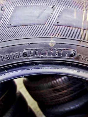 ยางเปล่าขอบ15ดันลอปถอด0ป้ายแดง215/70/15*ปี19**4เส้น6800 ยางเปล่าขอบ15ดันลอปถอด0ป้ายแดง215/70/15*ปี19**4เส้น6800