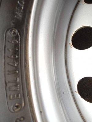 ล้อกะทะขอบ15ยางพอใช้ ของดันลอป215/70/15ปี18(3เส้น)ปี16(1เส้น) ยกชุด.3200