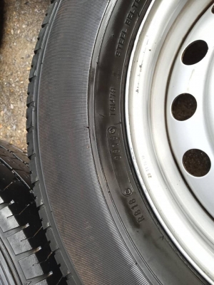 ล้อกะทะขอบ15ยางพอใช้ ของดันลอป215/70/15ปี18(3เส้น)ปี16(1เส้น) ยกชุด.3200