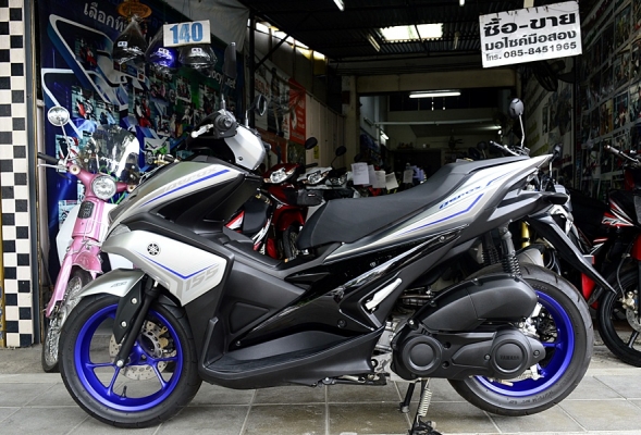 aerox สีเทาลายใหม่ ตัวท็อปสุด กุญแจสมาร์ทคีย์ รถบ้านสวยเล่มทะเบียนพร้อม