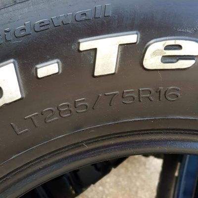 ขายยาง Mud BF KM2 ขนาด 285/75/16