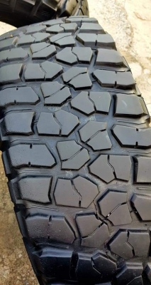 ขายยาง Mud BF KM2 ขนาด 285/75/16