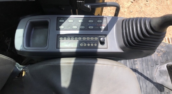 ขายรถขุด KOMATSU PC78US-6 มีลายหัวกระแทก นำเข้าเองจากญี่ปุ่น สภาพสวยพร้อมใช้ มีVDOการทำงานครับ