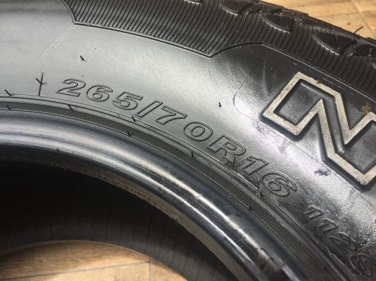 265-70-16 ปี 15 ยาง NEXEN 4 เส้น 4000 ยางสวยไม่บวมไม่กินข้างดอกยางเหลือเยอะเอาไปวิ่งกันใด้อีกยาว ราค 265-70-16 ปี 15 ยาง NEXEN 4 เส้น 4000 ยางสวยไม่บวมไม่กินข้างดอกยางเหลือเยอะเอาไปวิ่งกันใด้อีกยาว ราค