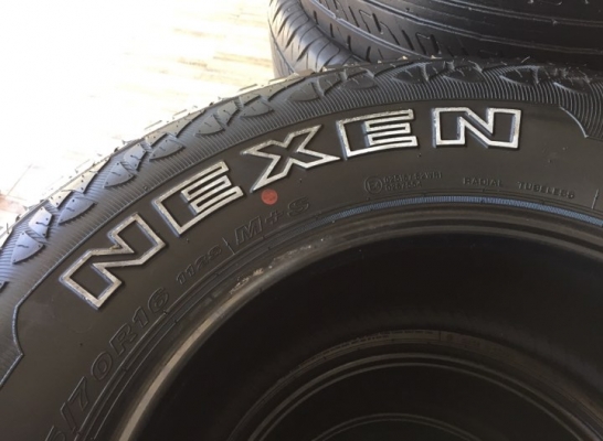 265-70-16 ปี 15 ยาง NEXEN 4 เส้น 4000 ยางสวยไม่บวมไม่กินข้างดอกยางเหลือเยอะเอาไปวิ่งกันใด้อีกยาว ราค 265-70-16 ปี 15 ยาง NEXEN 4 เส้น 4000 ยางสวยไม่บวมไม่กินข้างดอกยางเหลือเยอะเอาไปวิ่งกันใด้อีกยาว ราค