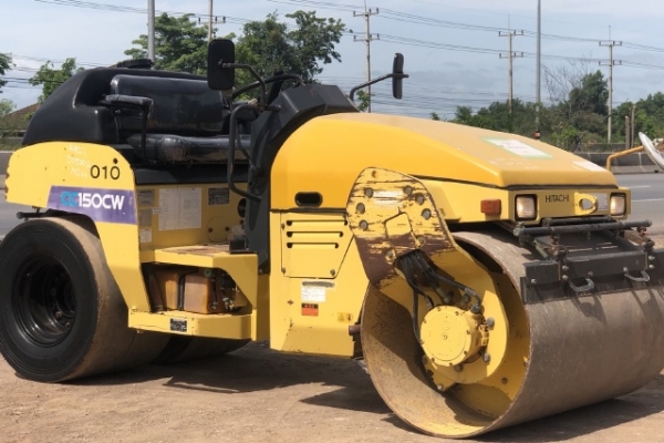 ขายรถบด DYNAPAC (ขนาด 5 ตัน) ปี 2005 (2,XXX ชั่วโมง) นำเข้าจากญี่ปุ่น สภาพสวยพร้อมใช้ มีVDOการทำงานครับ