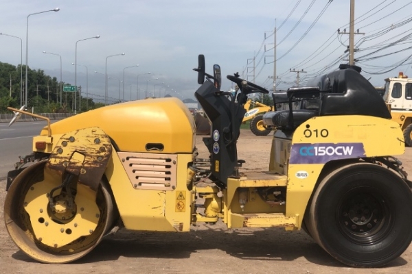 ขายรถบด DYNAPAC (ขนาด 5 ตัน) ปี 2005 (2,XXX ชั่วโมง) นำเข้าจากญี่ปุ่น สภาพสวยพร้อมใช้ มีVDOการทำงานครับ