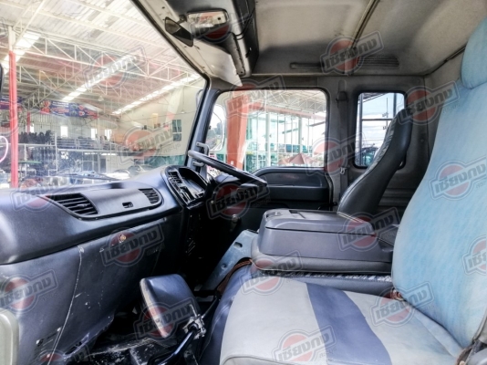 หัวเก๋ง  ISUZU DECA 270 2 ใบปัด ทำสีขาว