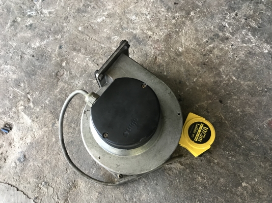 ขายพัดลมโบวเวอร์ดูด-เป่าอากาศ EBM made in Germany 220V 80W ไฟบ้าน สภาพสวยมาก หมุนนิ่ม ลมแรง พร้อมใช้งาน ขายพัดลมโบวเวอร์ดูด-เป่าอากาศ EBM made in Germany 220V 80W ไฟบ้าน สภาพสวยมาก หมุนนิ่ม ลมแรง พร้อมใช้งาน