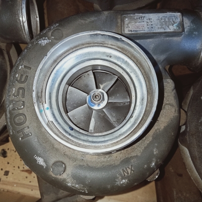 ขายเทอร์โบ Cummins hx50 ของใหม่เก่าเก็บ ลูกหล่ะ 13,500