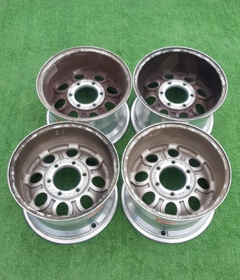 ขายล้อ MICKEY แท้ ขอบ 15" กว้าง 10" ออฟลบ 46 ขายล้อ MICKEY แท้ ขอบ 15" กว้าง 10" ออฟลบ 46