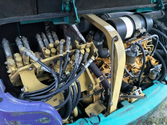 ขาย KOMATSU PC40-7 เอกสารอินวอย 10,100 ชม.ราคา 550,000