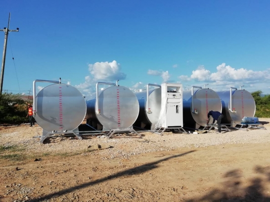 ขายถังน้ำมันใหม่ขนาด 20,000 ลิตร เหล็กหนา 4 มม.ผลิตเอง ราคาใบละ 70,000 บาท  ถังใหม่ผลิตเอง