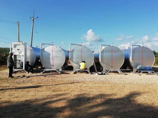 ขายถังน้ำมันใหม่ขนาด 20,000 ลิตร เหล็กหนา 4 มม.ผลิตเอง ราคาใบละ 70,000 บาท  ถังใหม่ผลิตเอง