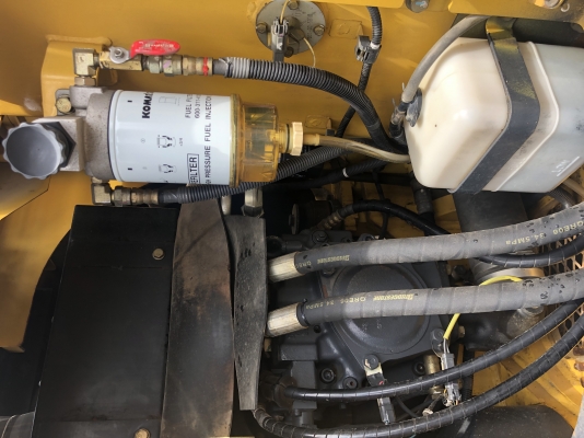 KOMATSU โคมัสสุ PC128-8 รุ่น 8 รถสวย พร้อมใช้งาน ราคาไม่แพง นำเข้าเองจากญี่ปุ่นโดยตรง โทร 081-8581834