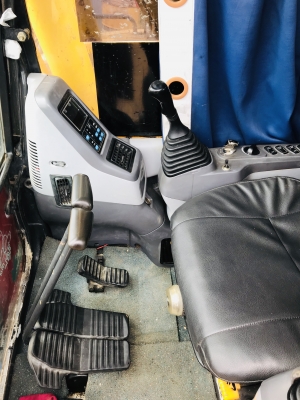 ขายด่วนkomatsu138us-2eมีไลน์เจาะนอก