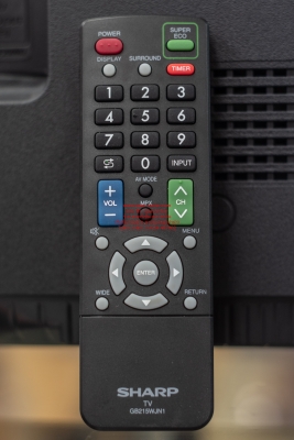 LED TV Sharp 32 นิ้ว รุ่น LC-32LE180M สภาพใหม่ ยกกล่อง มีประกันศูนย์
