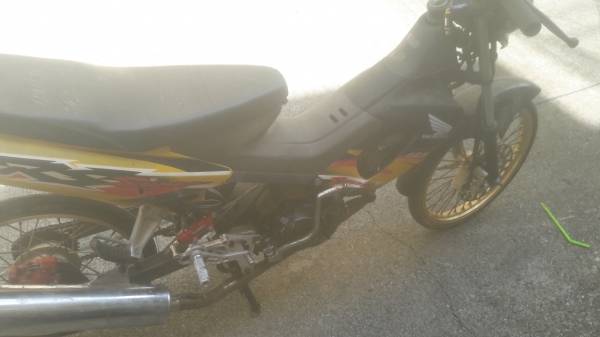 Honda Sonic 125 ปี52 แถม honda dash 125 อีกคัน