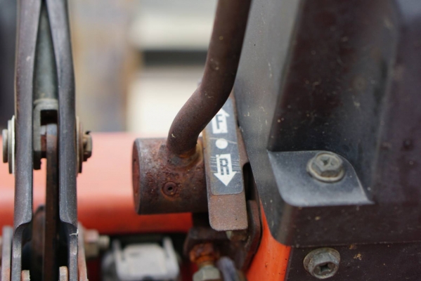 โฟล์คลิฟท์ Nissan FG20 ยก 2-2.5 ตัน เสายกสูง 4.5 เมตร เกียร์ออโต้ ล้อหน้าคู่ ยางตันเปลี่ยนใหม่ 6 เส้น โฟล์คลิฟท์ Nissan FG20 ยก 2-2.5 ตัน เสายกสูง 4.5 เมตร เกียร์ออโต้ ล้อหน้าคู่ ยางตันเปลี่ยนใหม่ 6 เส้น