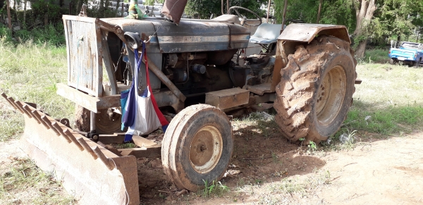 ขายรถไถฟอร์ด เล่มทะเบัยน