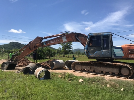ขาย HITACHI 200-3ระบบไฟเต็มไม่มีเอกสารราคา 400,000 ขาย HITACHI 200-3ระบบไฟเต็มไม่มีเอกสารราคา 400,000