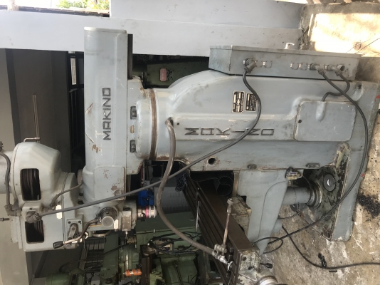 ขายเครื่องมิลลิ่งM4MAKINO