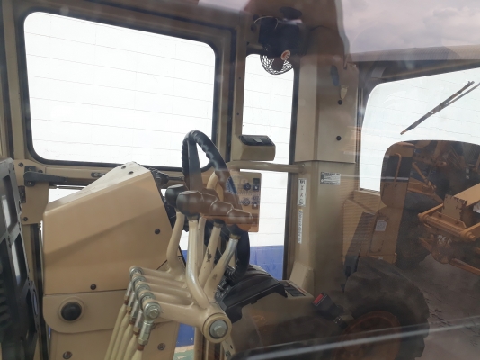 CATERPILLAR :140H สภาพดี รถสวยมากๆ CATERPILLAR :140H สภาพดี รถสวยมากๆ